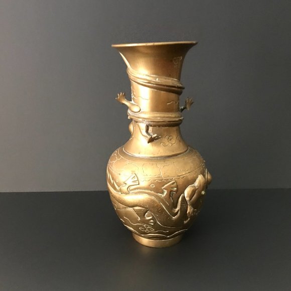Antique Chinese Bronze Sculpted Dragon Figurines Vase - Picture 3 of 6
